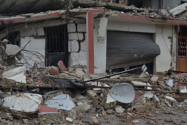 İsrail’in Hava Saldırısında 7 Ölü