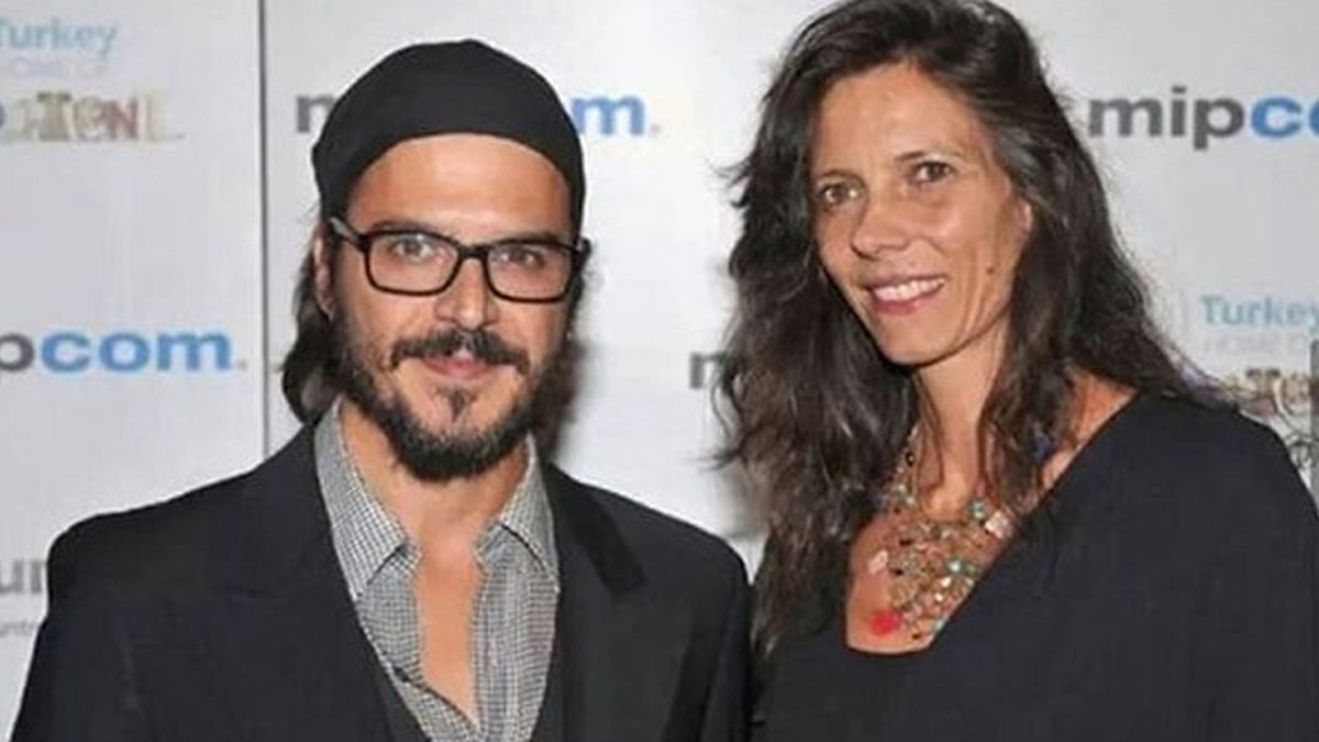 Mehmet Günsür’den aşk dolu sözler: Her gün yeniden evlenebilirim