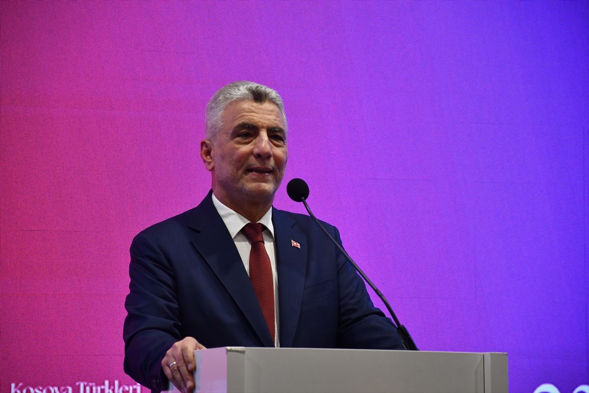 23 Nisan Kosova Türkleri Milli Bayramı Priştine\'de kutlandı