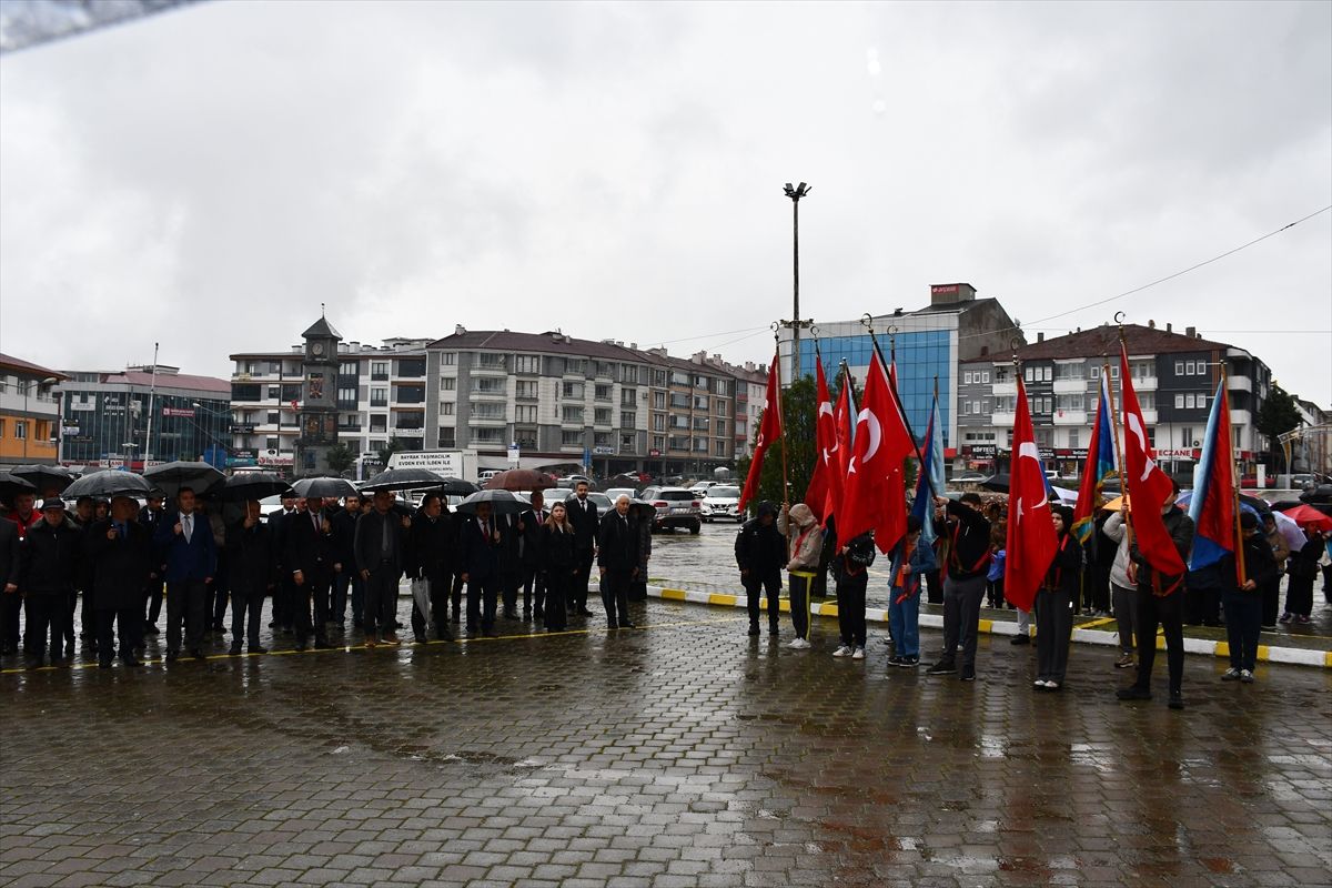 Vezirköprü\'de 23 Nisan Töreni