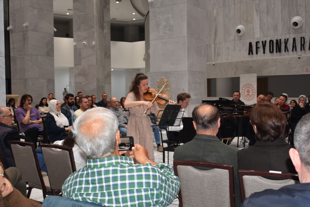 25. Afyonkarahisar Klasik Müzik Festivali Devam Ediyor