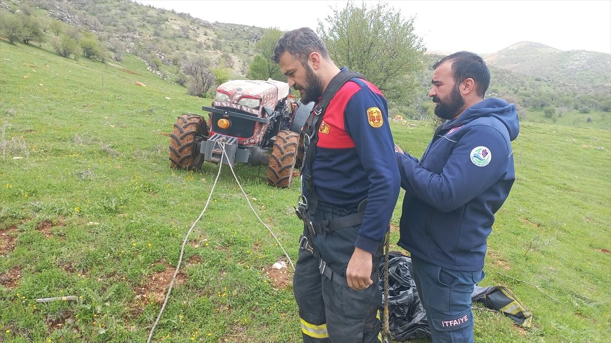 Kuyuya Düşen Keçi İtfaiye Ekiplerince Kurtarıldı