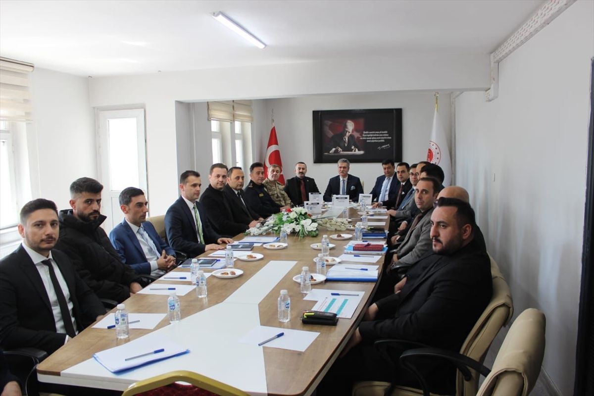 Ağrı\'da Uyuşturucu ve Bahis Toplantısı