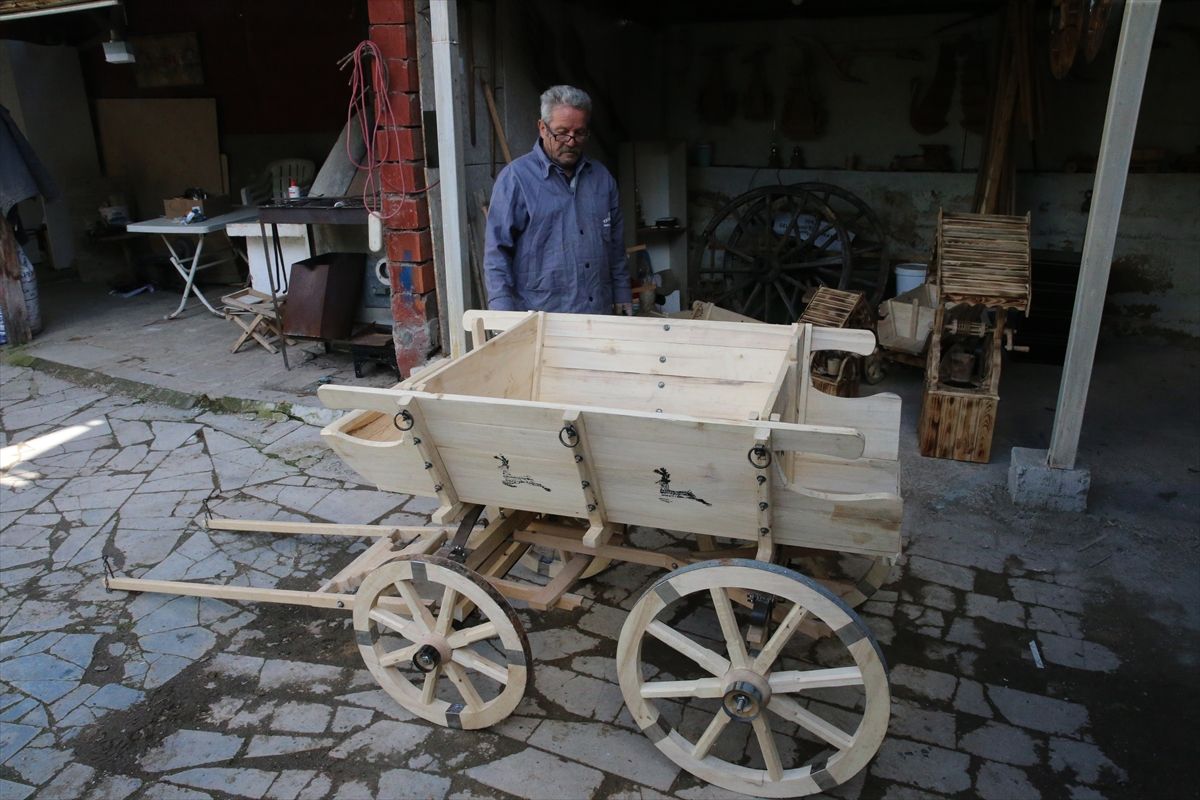 Emekli Şoför Ahşap Modeller Yaratıyor