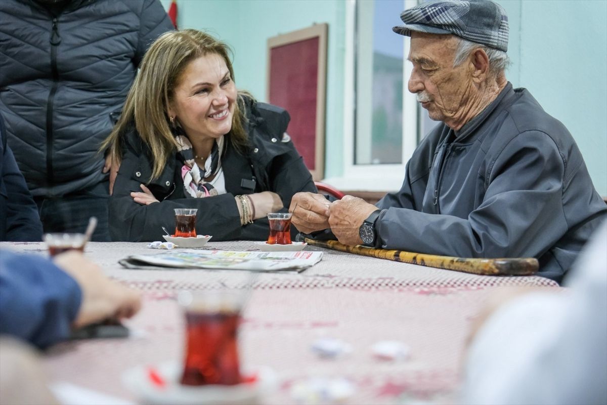 Belgin İba Karaağaç\'ta Vatandaşlarla Buluştu