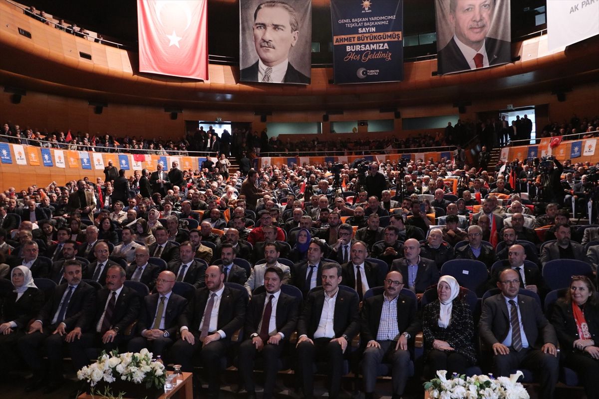AK Parti Genel Başkan Yardımcısı Büyükgümüş, Bursa Mahalle Başkanları Toplantısı\'nda konuştu Açıklaması
