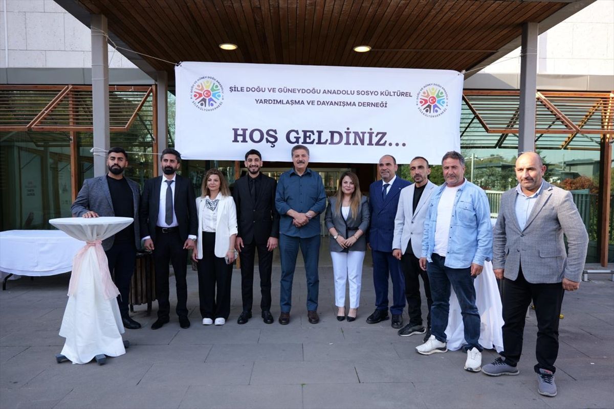 AK Parti İstanbul\'da Saha Programları
