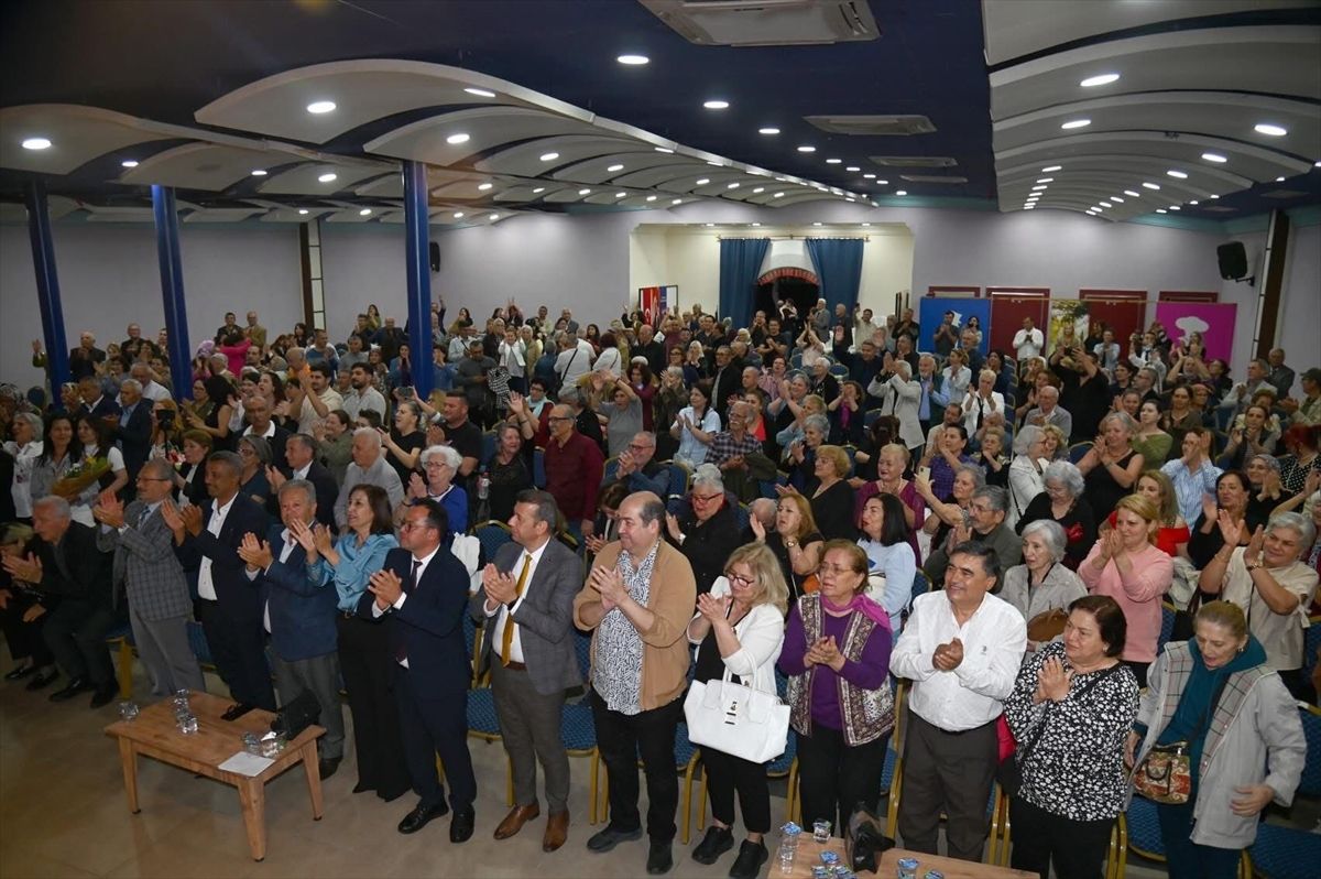 Anamur\'da Yaza Merhaba Türkü Gecesi