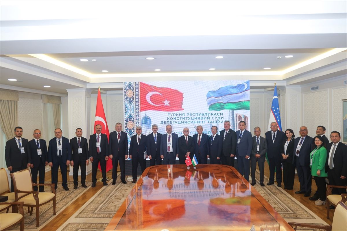 Anayasa Mahkemesi Özbekistan\'da İşbirliği Anlaşması İmzaladı
