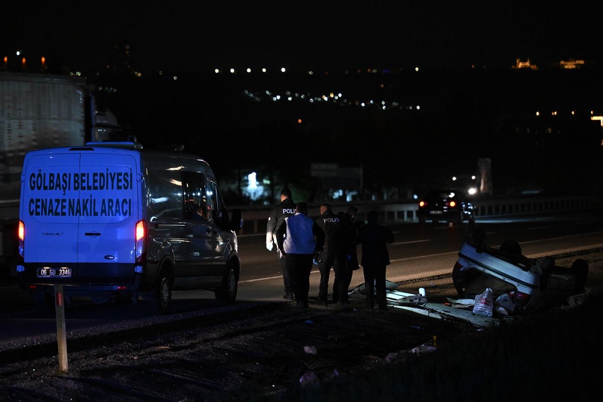 Gölbaşı\'nda Trafik Kazası: 1 Ölü, 2 Yaralı