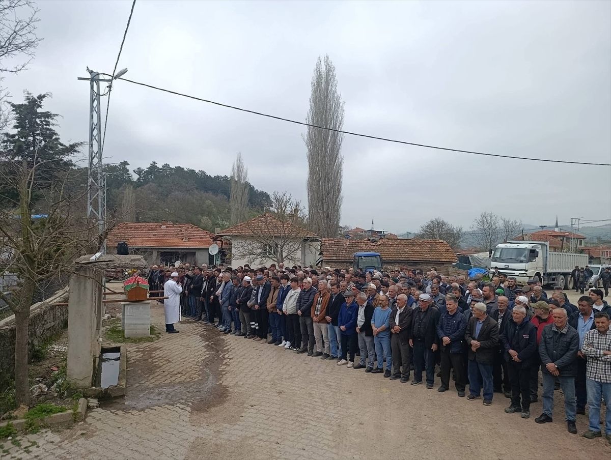 Trafik Kazasında Hayatını Kaybetti