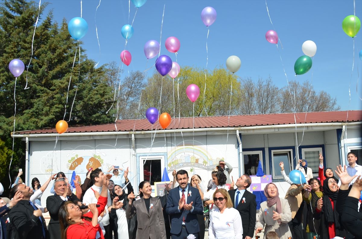 Başkan Demirbaş Huzurevini Ziyaret Etti