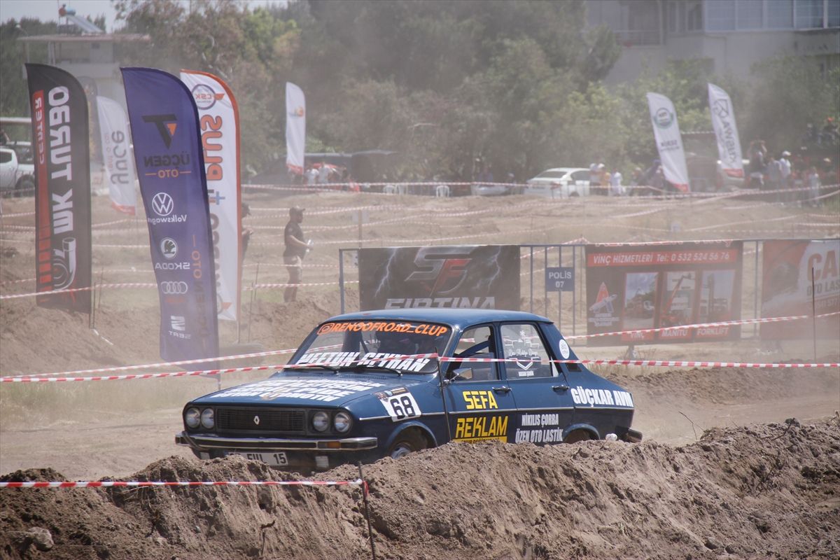 Serik\'te Off-Road ve Kamp Etkinliği