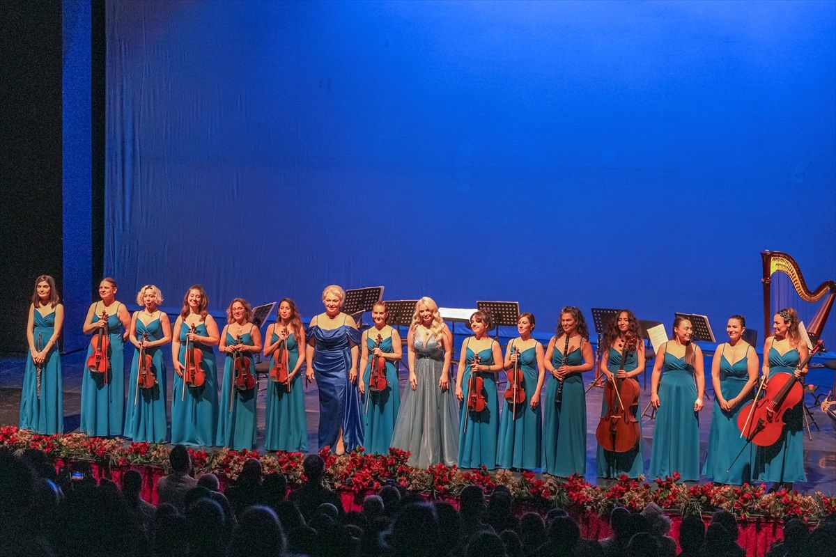 Antalya\'da \'Venera Ensemble\' Konseri