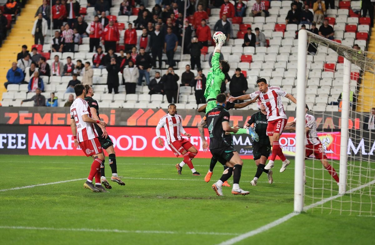 Antalyaspor 2-0 Kayıp, Uğurlu İddialı