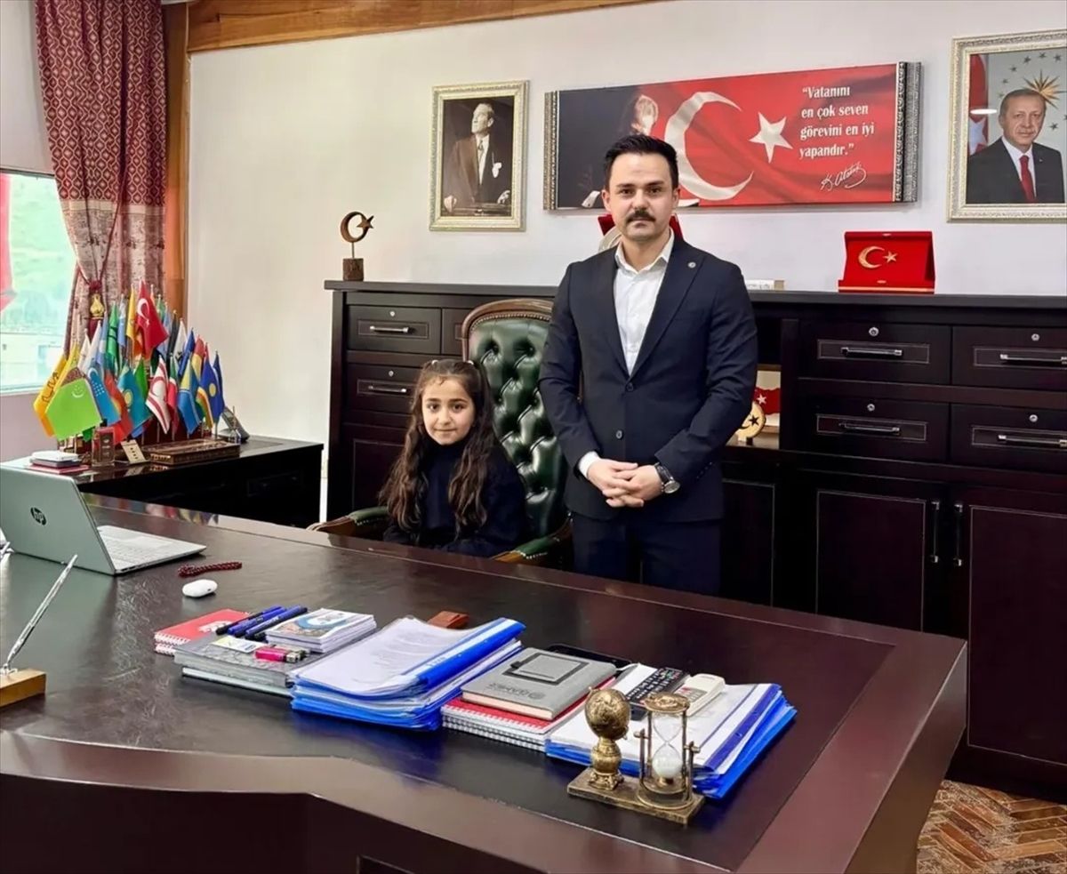 Bahçesaray Kaymakamı Arslanargun\'dan 23 Nisan mesajı