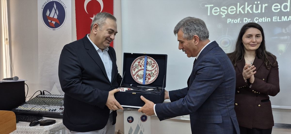 Bahşılı\'da Yapay Zeka Konferansı