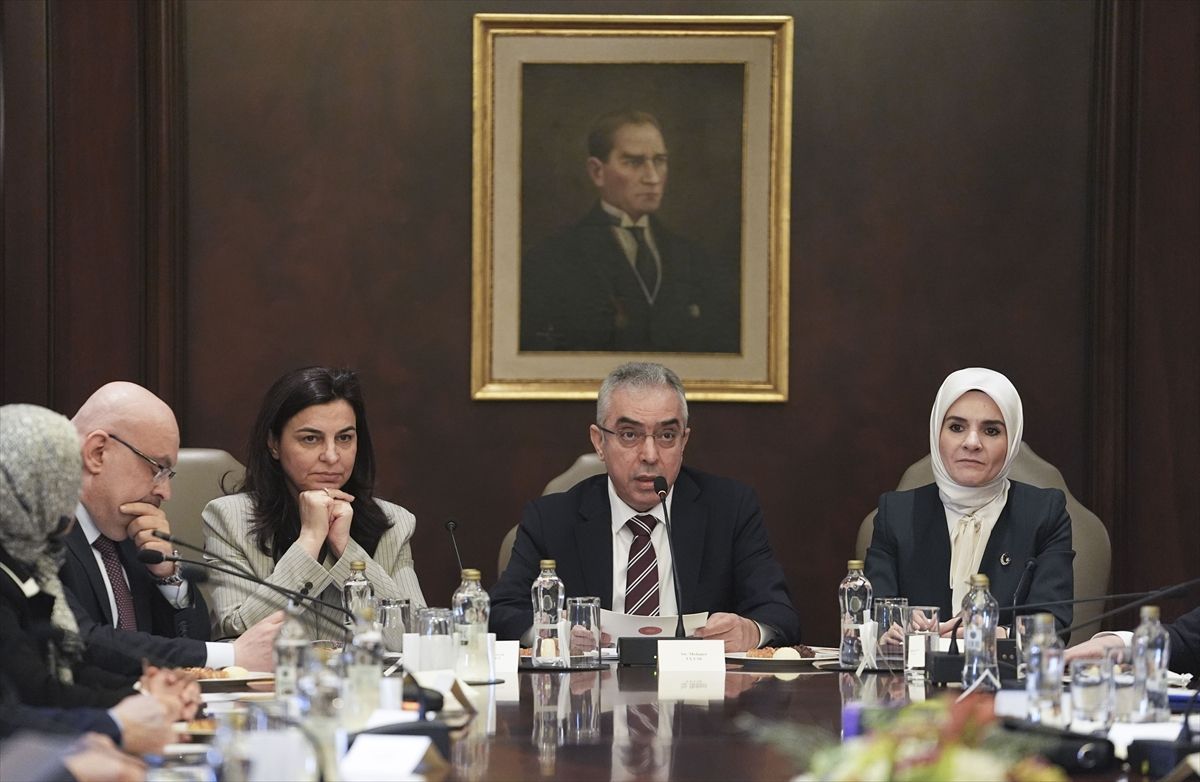 Bakan Göktaş, "Suça Sürüklenen Çocuklar Çalıştayı"nda konuştu Açıklaması