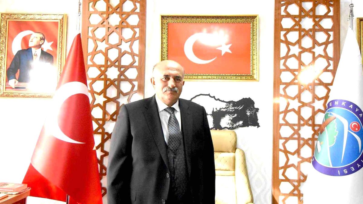 Başkan Özcan\'dan Şenkaya\'nın 108\'nci kurtuluş yıl dönümü mesajı