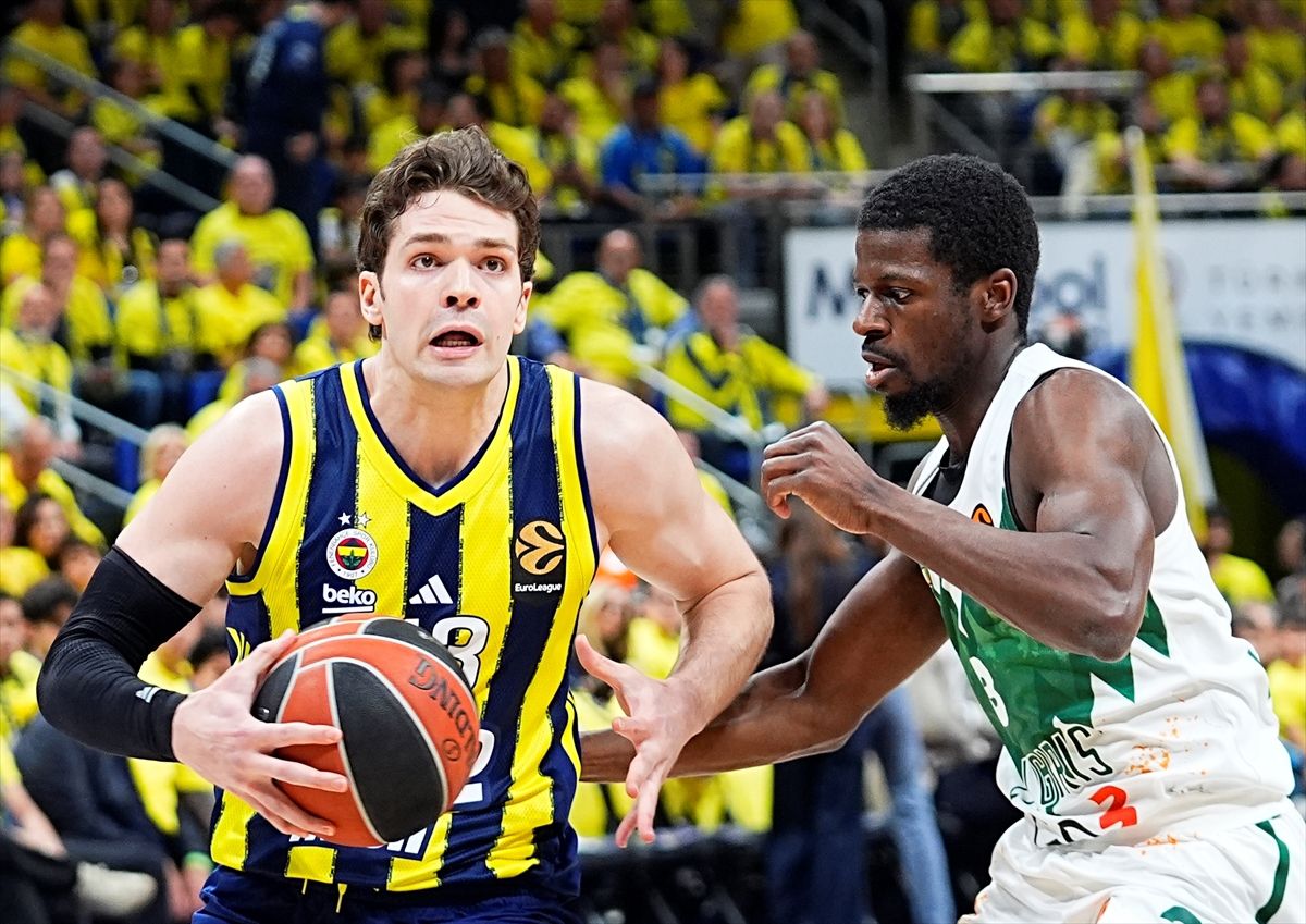 Fenerbahçe Beko, Zalgiris\'i Geçti
