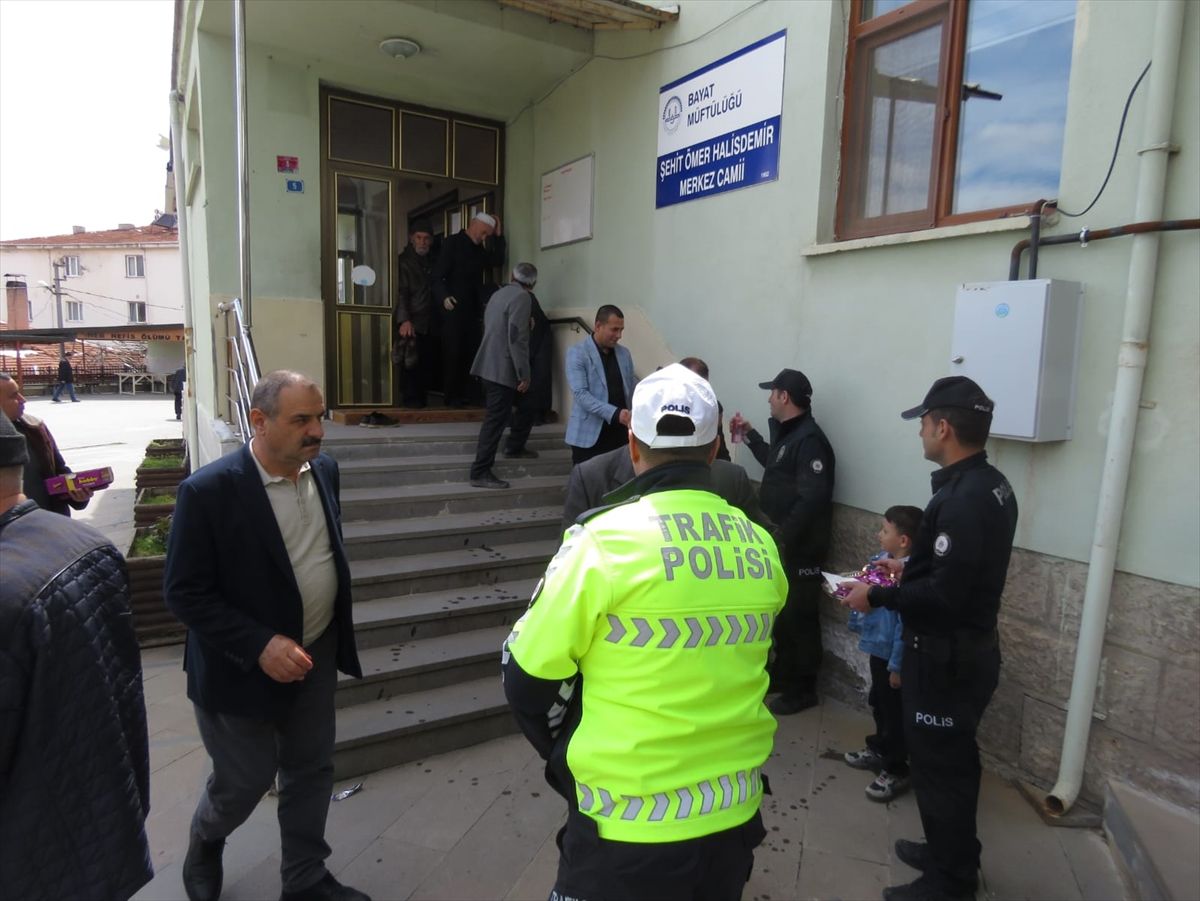 Bayat\'ta Polis Haftası kutlandı