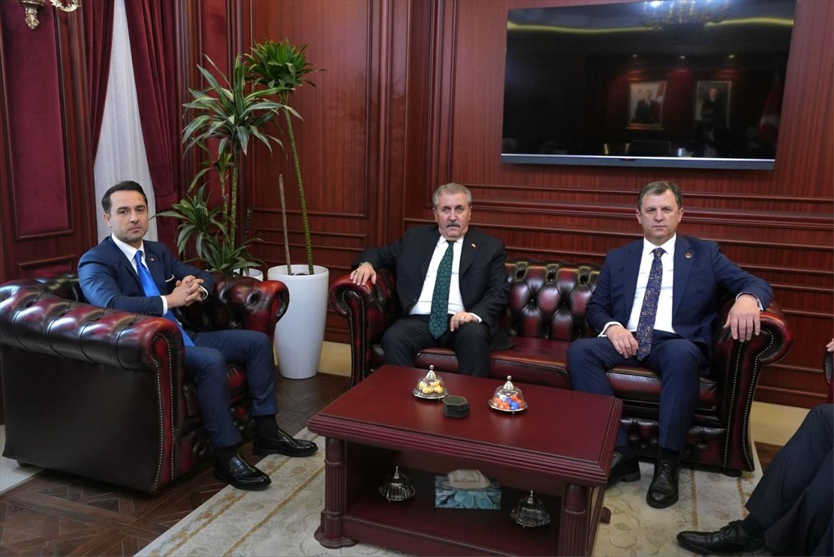 BBP Genel Başkanı Destici, Taşkent Büyükelçiliğini ziyaret etti
