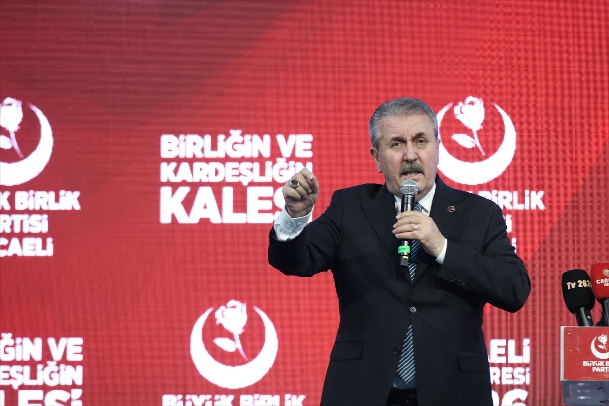BBP Genel Başkanı Destici, partisinin Kocaeli İl Kongresi\'nde konuştu Açıklaması
