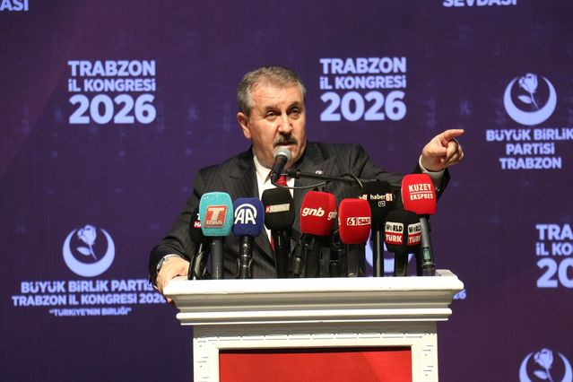 Destici’den 16 Yaş Altı için Sosyal Medya Sınırlaması