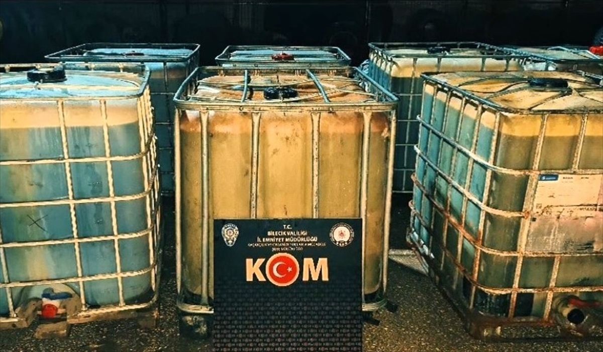 Bilecik\'te 5 Bin Litre Kaçak Akaryakıt Ele Geçirildi