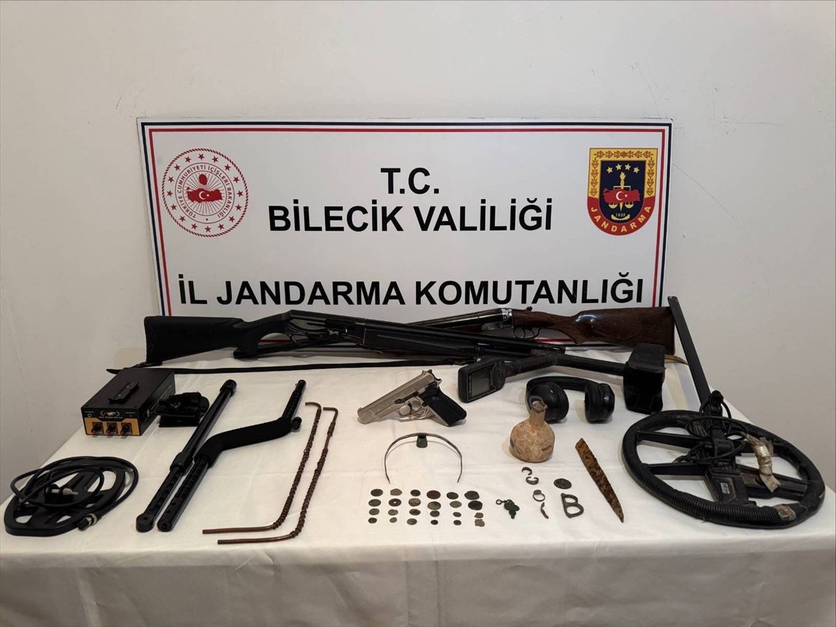 Söğüt\'te Tarihi Eser Kaçakçılığı Operasyonu