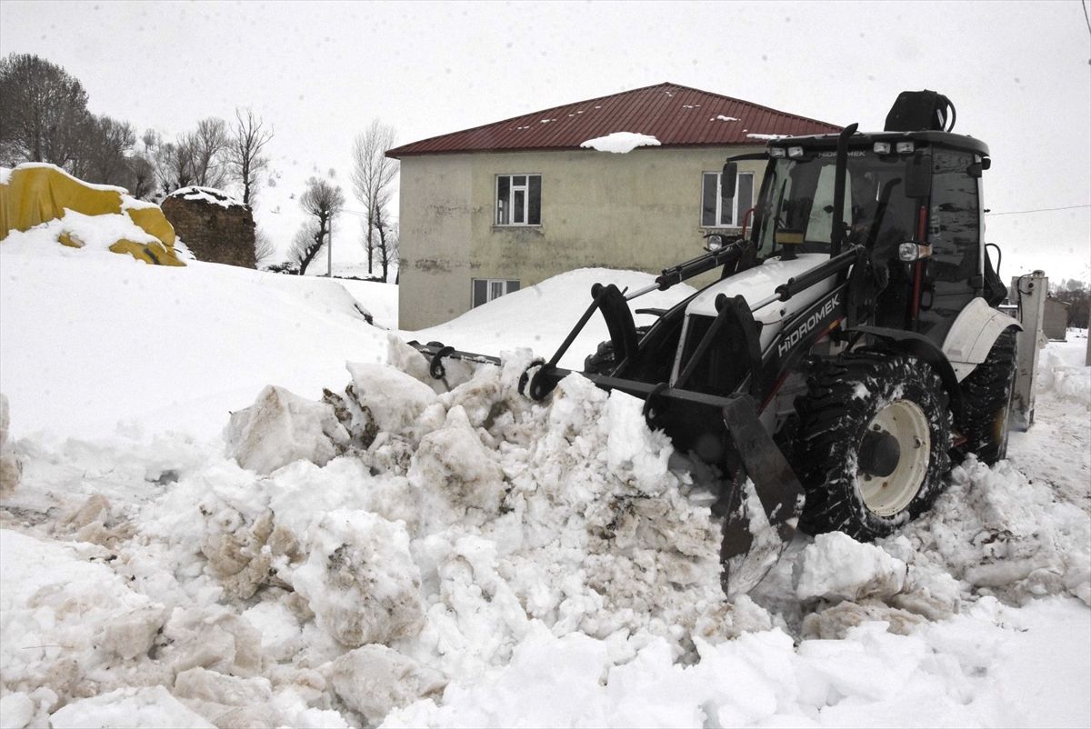 Vali Karakaya\'dan Karla Mücadele Ziyareti