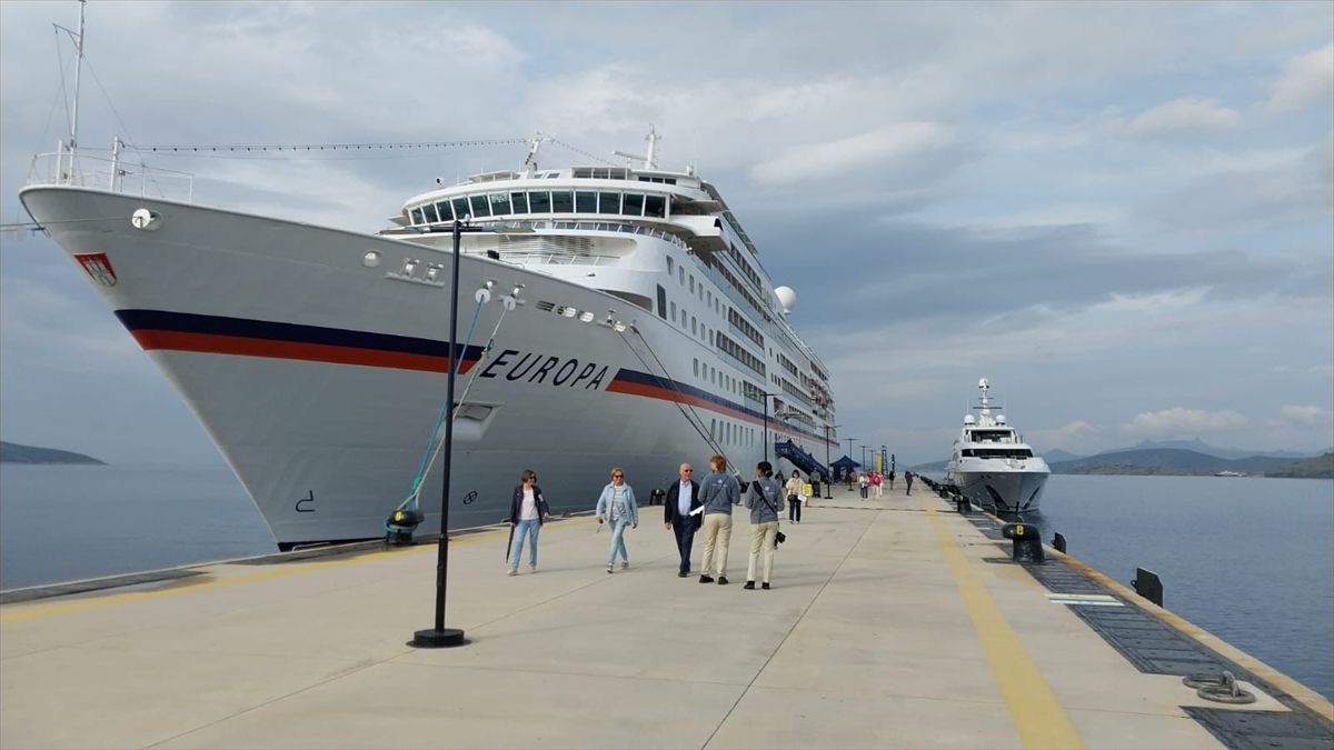 Bodrum\'a Avrupa\'dan 357 Yolcu Geldi
