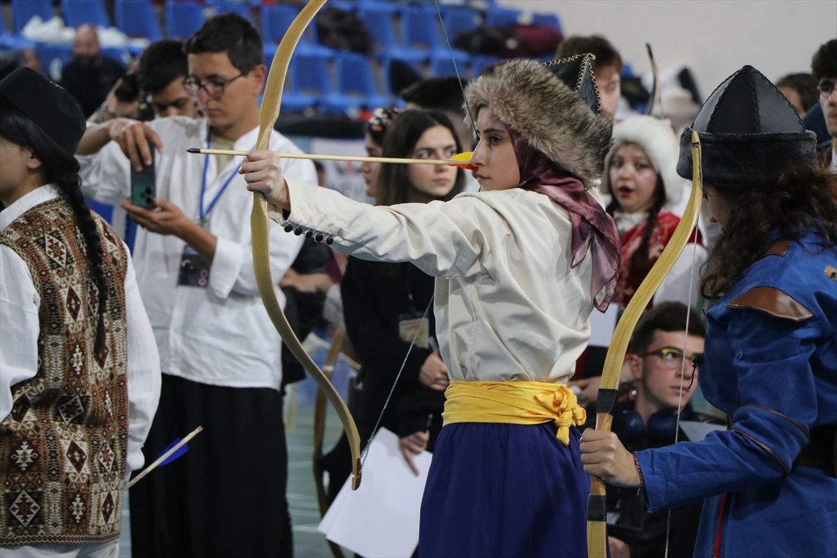 Geleneksel Türk Okçuluğu Yarışması Yozgat\'ta