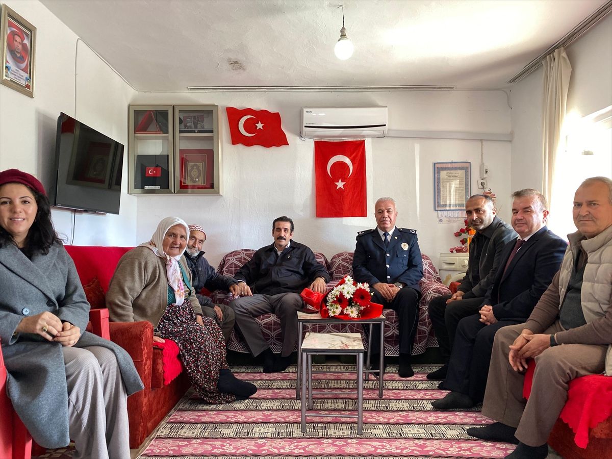 Bozyazı Kaymakamı Topsakaloğlu\'ndan şehit ailesine ziyaret