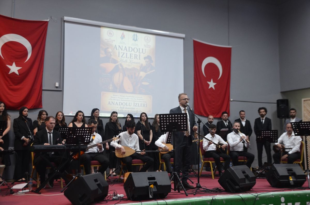 Bulanık\'ta Anadolu İzleri Halk Konseri