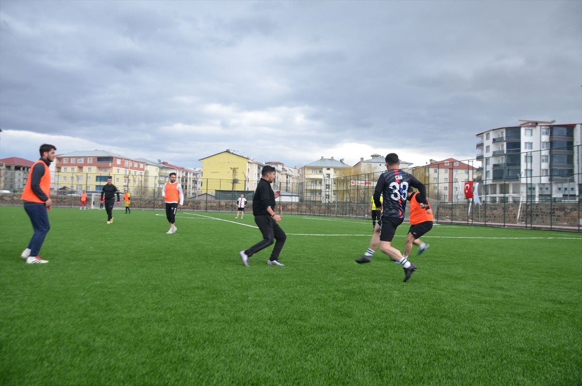 Bulanık\'ta Polis Haftası İçin Futbol Maçı