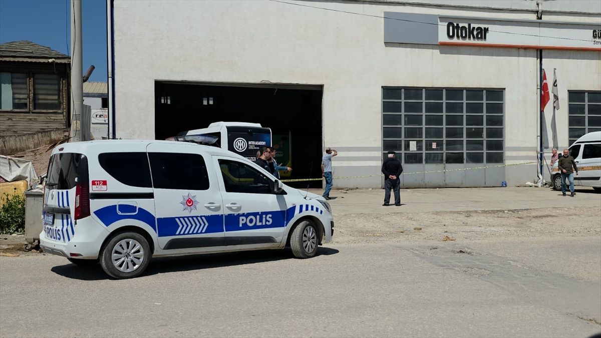 İnegöl\'de Oto Tamirhanesine Silahlı Saldırı