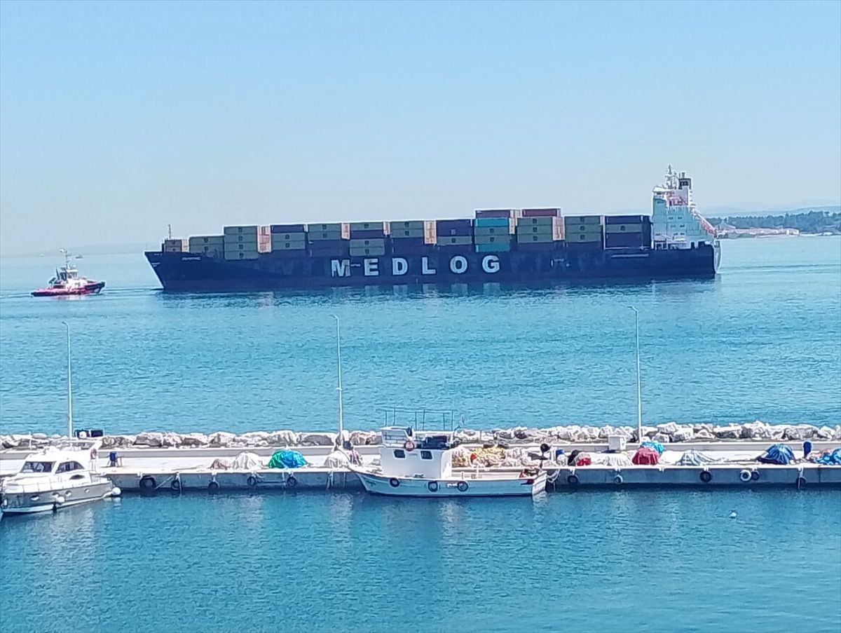 Çanakkale Boğazı\'nda Gemi Arızası