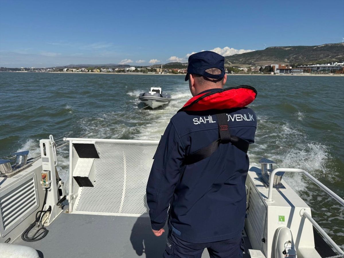 Çanakkale Boğazı\'nda Kurtarma Operasyonu