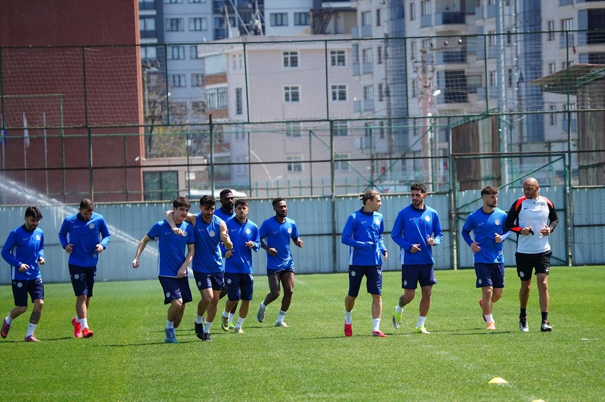 Çaykur Rizespor Konyaspor\'a Hazırlanıyor