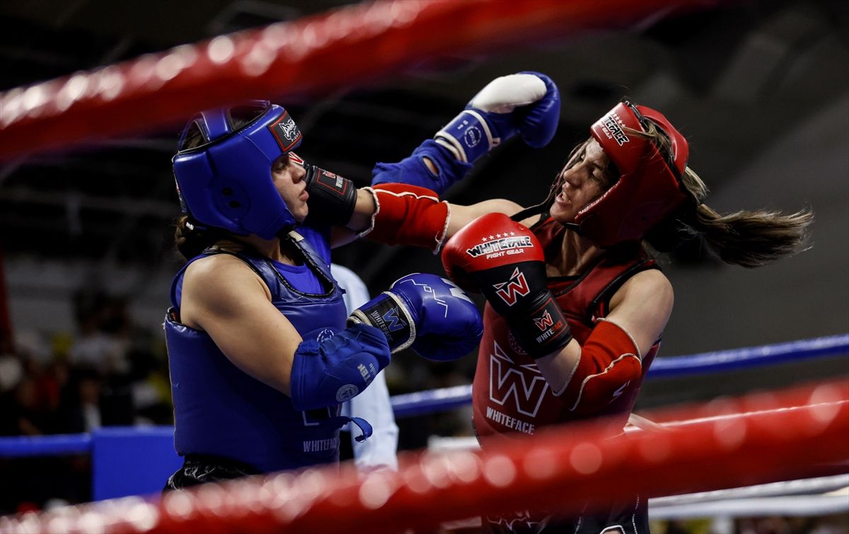 Mersin\'de Muaythai Şampiyonası Heyecanı