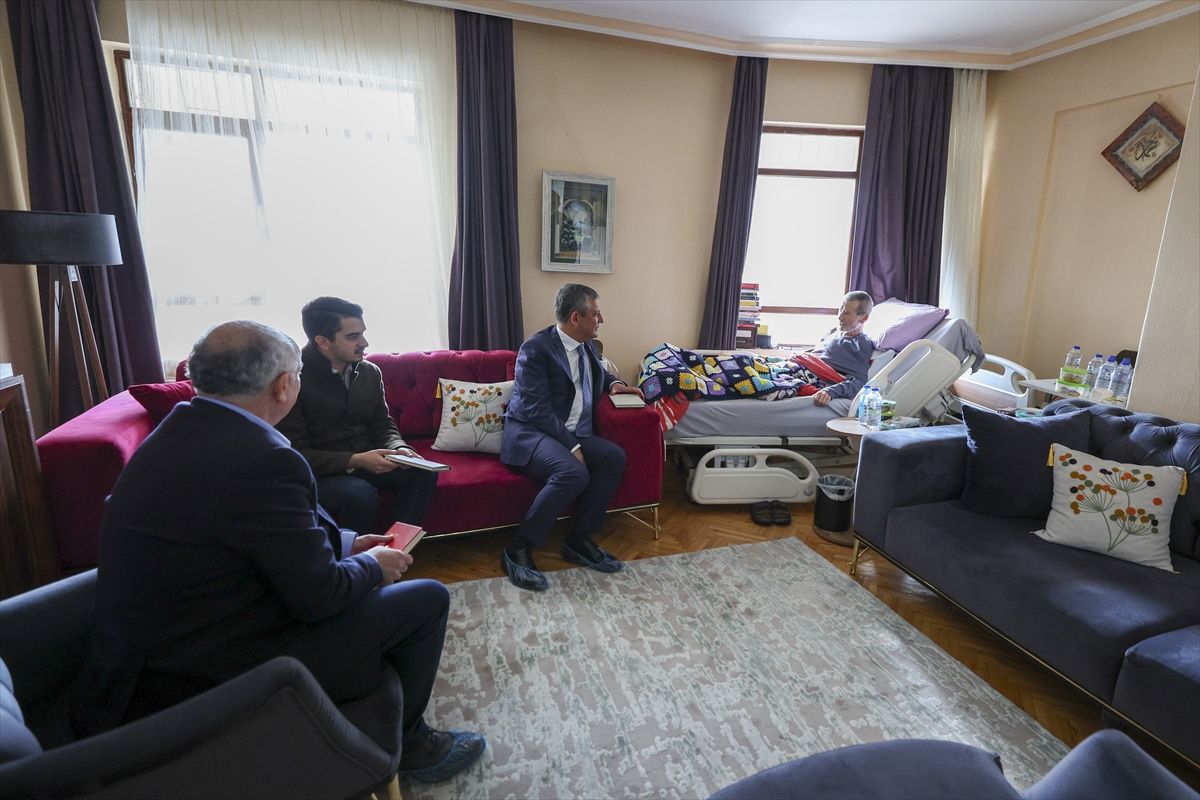 Özgür Özel, Ahmet Telli\'ye Geçmiş Olsun Ziyareti Gerçekleştirdi