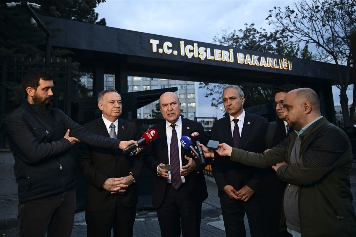 CHP, İçişleri Bakanı Çiftçi\'yi Ziyaret Etti