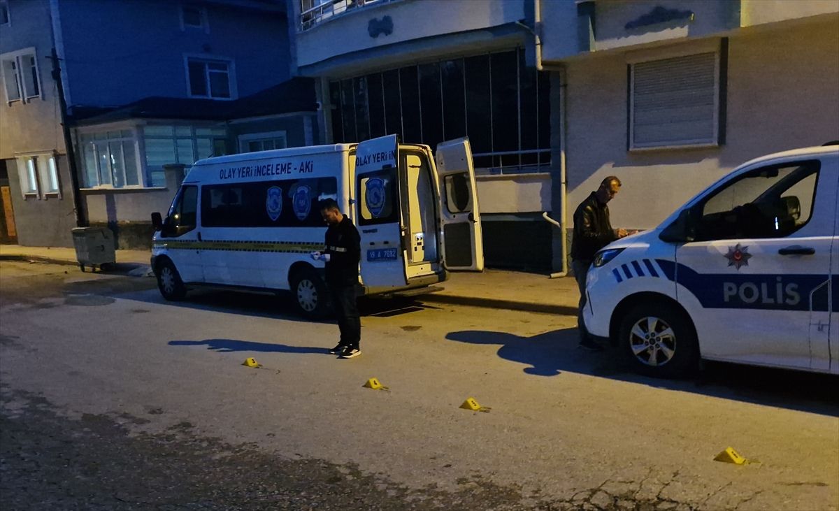 Çorum\'da Parkta Bıçaklı Kavga