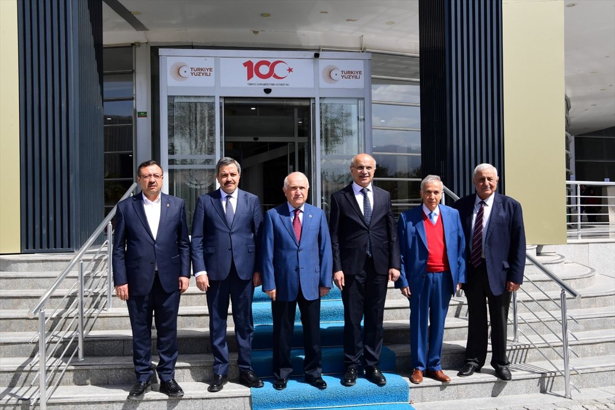 Cemil Çiçek\'ten Malatya Ziyareti