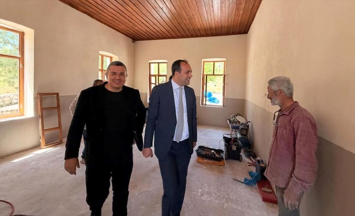 Restorasyon Devam Ediyor