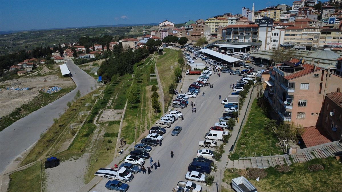 Demirci\'de 2. El Oto Pazarı Açıldı