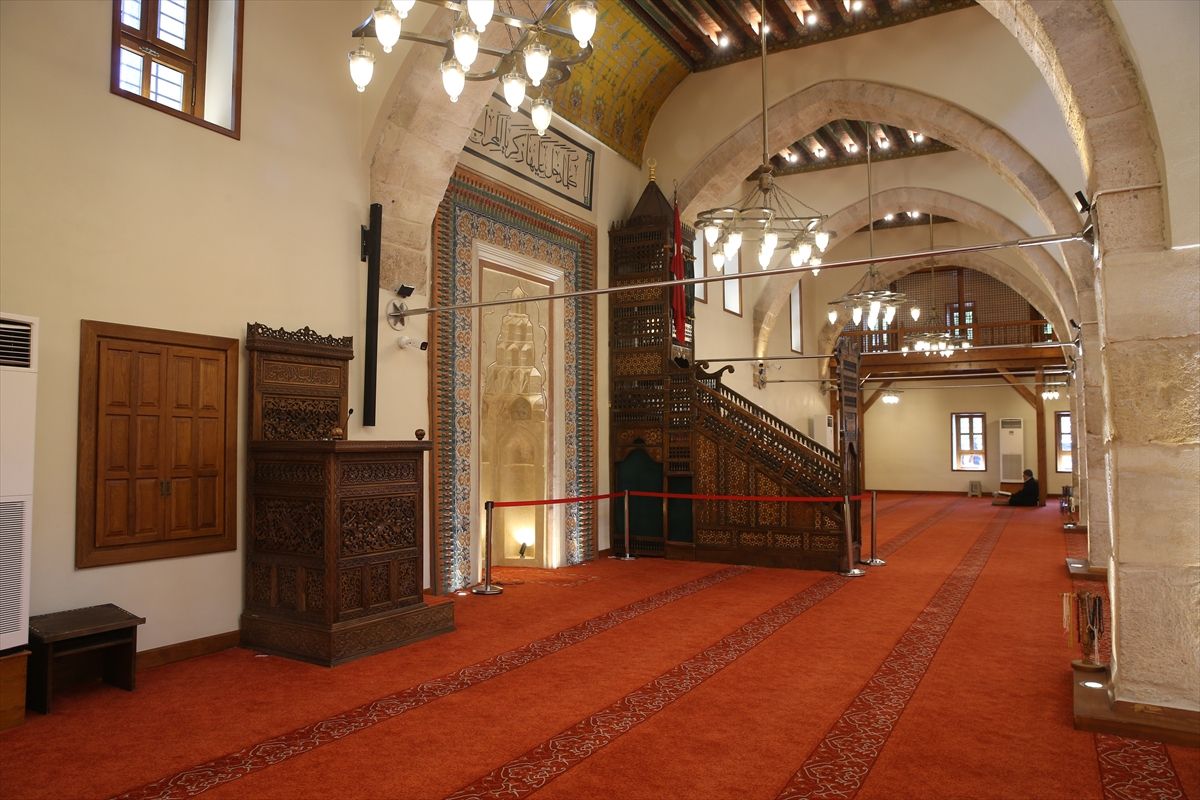 Kahramanmaraş\'ta Tarihi Ulu Camisi 18 Aylık Restorasyonun Ardından Hizmete Açıldı