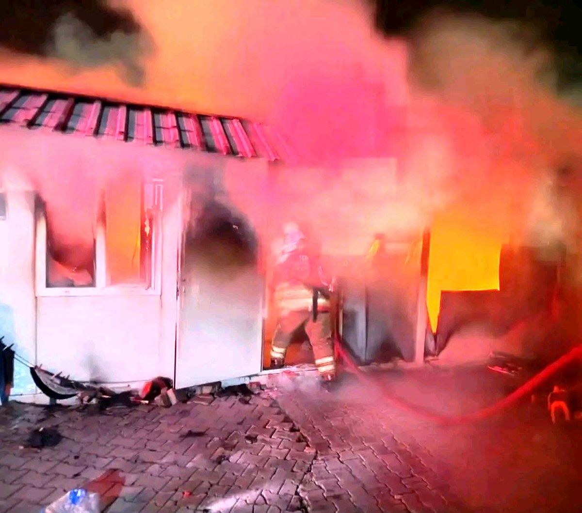 Hatay\'da Konteyner Yangını