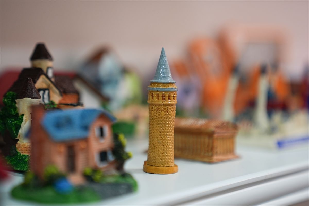 İstanbul\'da Kum Terapisi ile Travma İyileşiyor